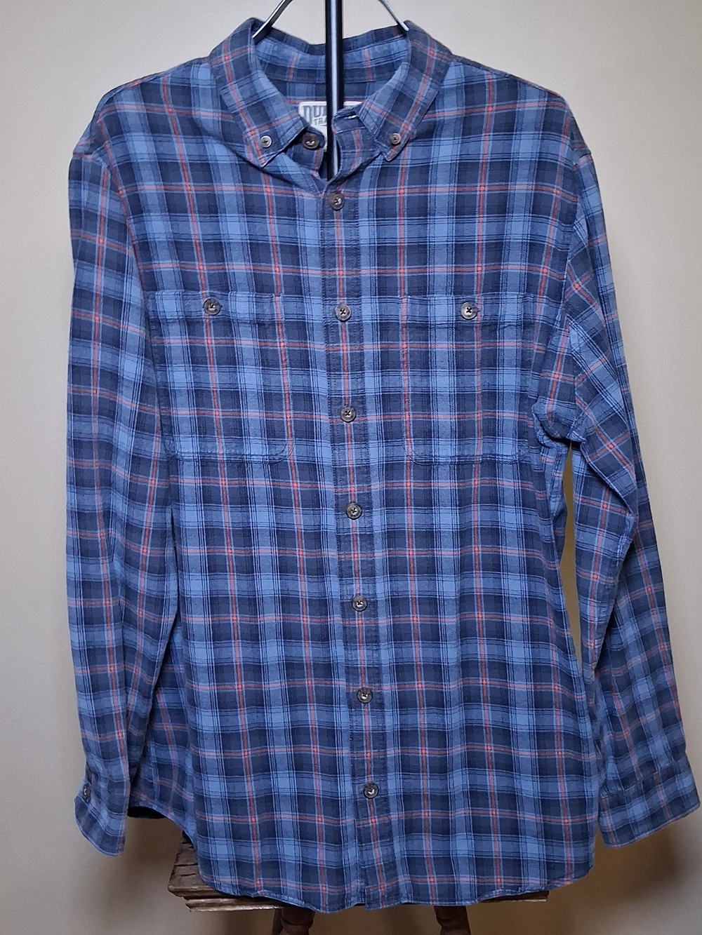 Duluth Trading Men's Free Swingin Slim Fit Blue & Red Plaid Flannel Shirt; Sz LT
